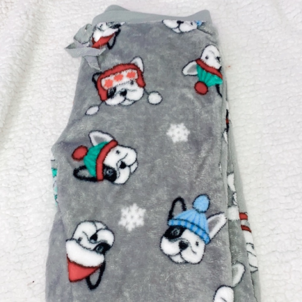 christmas pants !!